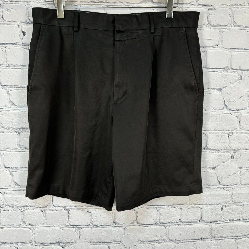 Walter Hagen Men's‎ Pleated Front 8.5 Inch Golf Short, Size W34, Solid Black